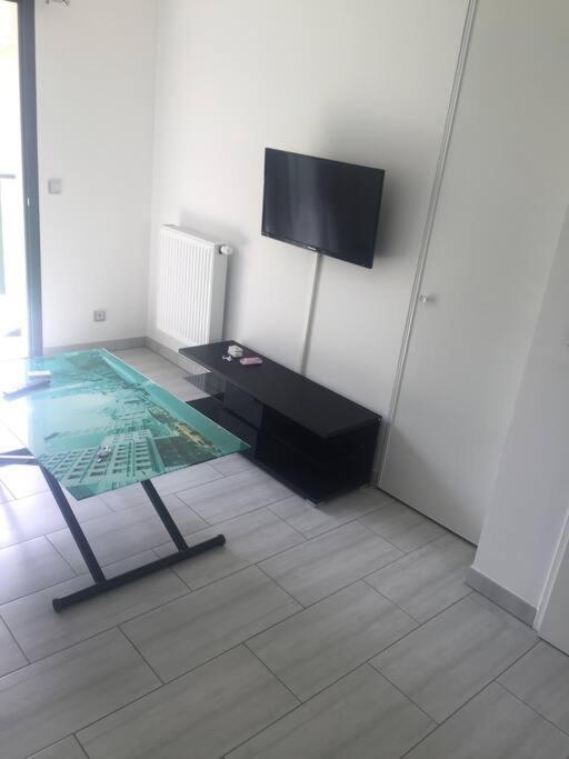 ניס Studio Meuble. Proche Mer Et Centre Ville מראה חיצוני תמונה